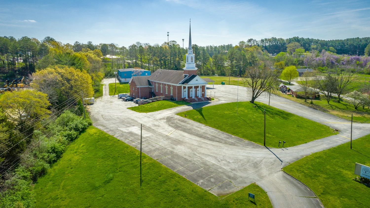 Church (Total 25,136 SF) with Athletic Facility on 6.27 Acres