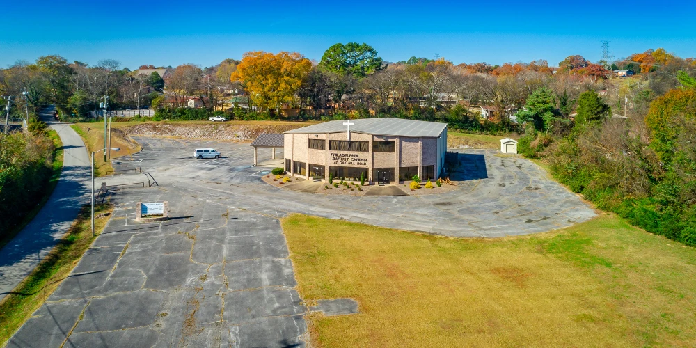Move-In Ready 9,606 SF Church on 3.8 Acres by Hwy 58 and Hwy 153