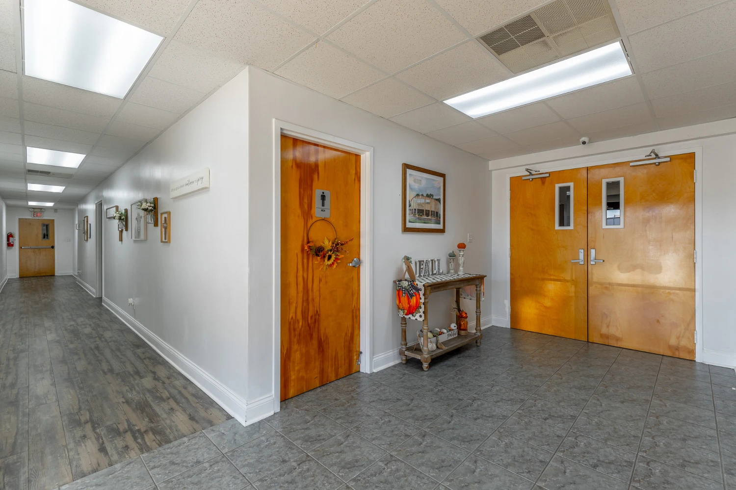 Move-In Ready 9,606 SF Church on 3.8 Acres by Hwy 58 and Hwy 153