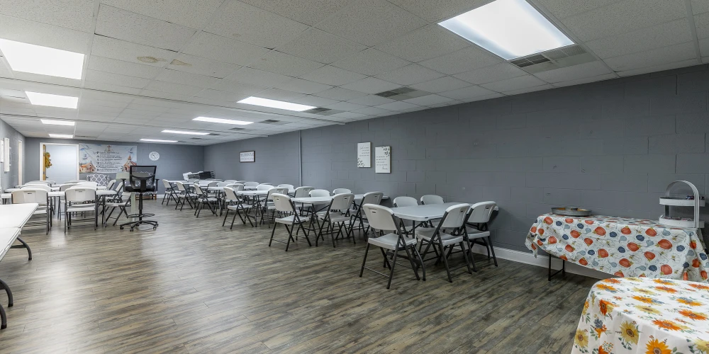 Move-In Ready 9,606 SF Church on 3.8 Acres by Hwy 58 and Hwy 153