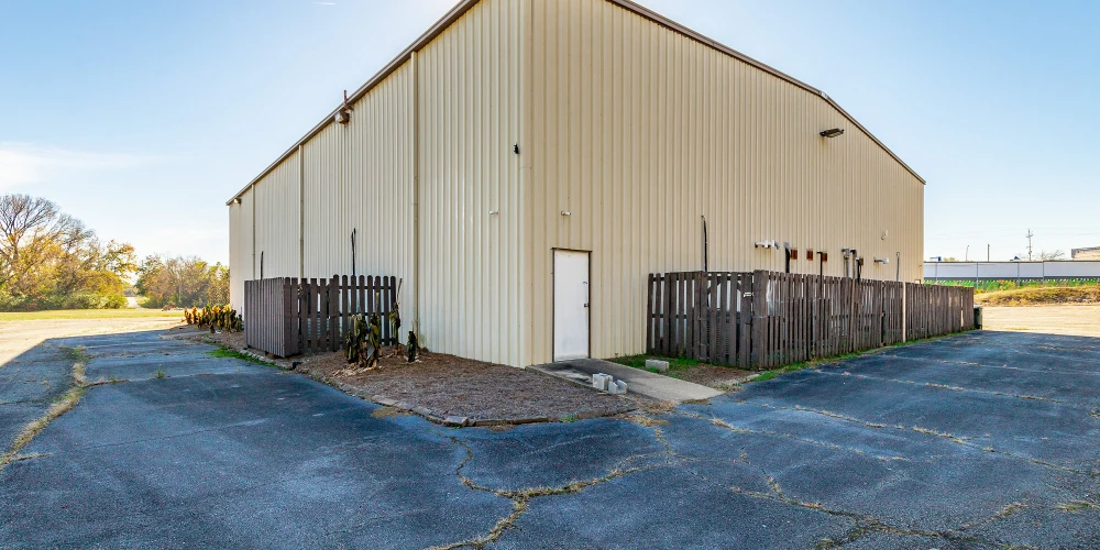 Move-In Ready 9,606 SF Church on 3.8 Acres by Hwy 58 and Hwy 153