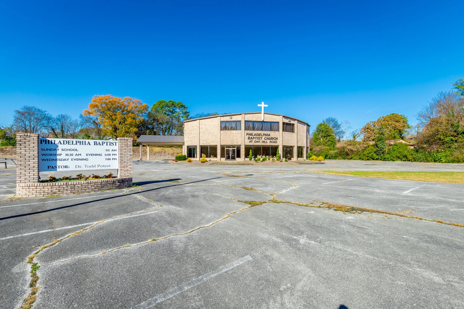 Move-In Ready 9,606 SF Church on 3.8 Acres by Hwy 58 and Hwy 153