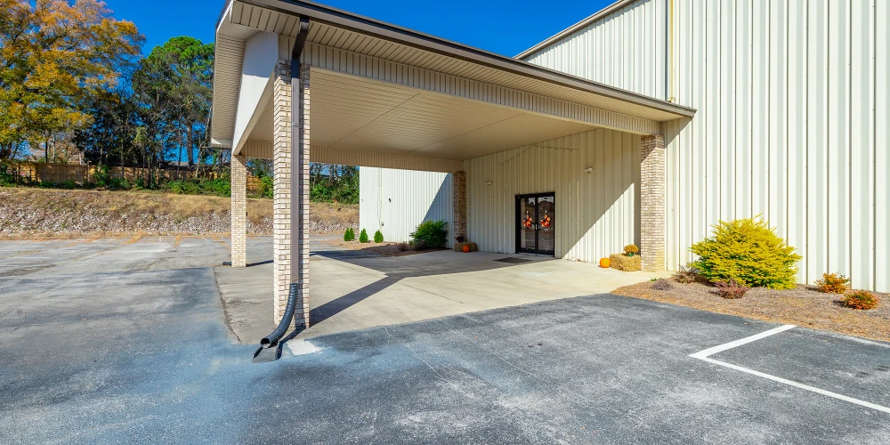 Move-In Ready 9,606 SF Church on 3.8 Acres by Hwy 58 and Hwy 153