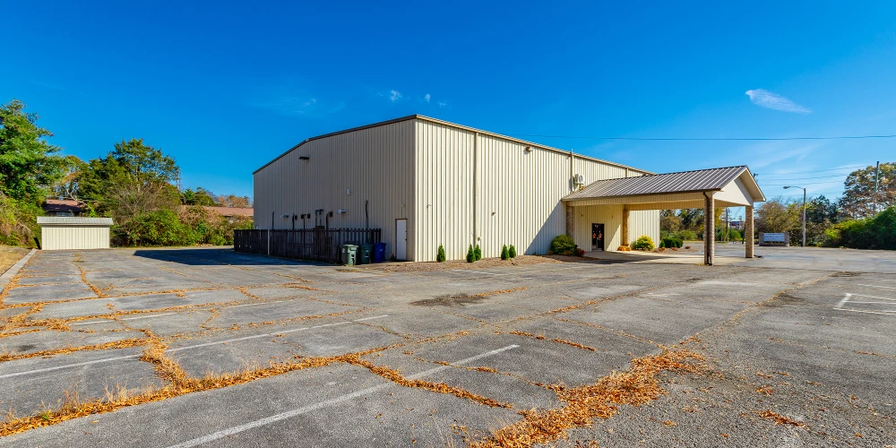 Move-In Ready 9,606 SF Church on 3.8 Acres by Hwy 58 and Hwy 153