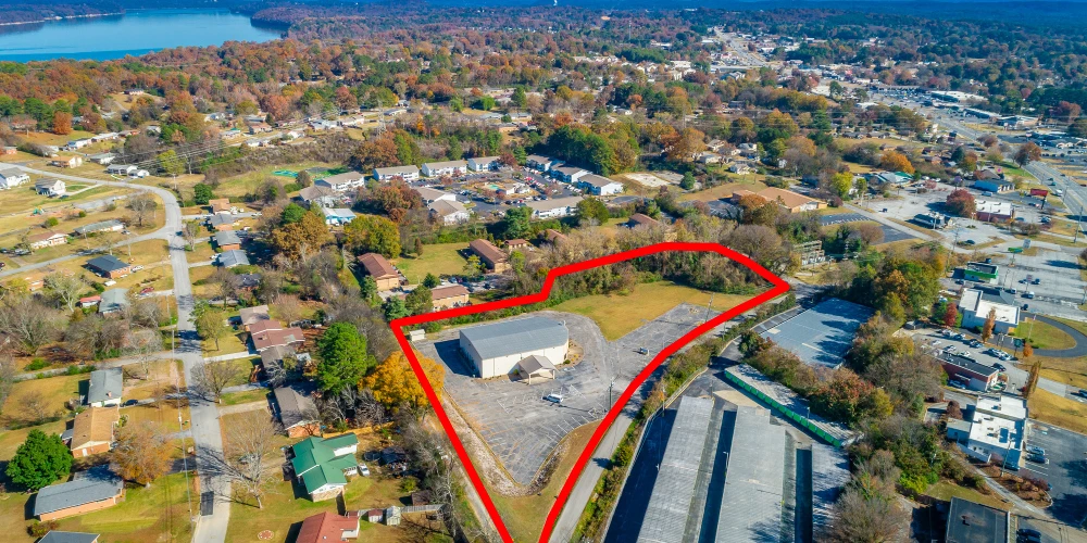 Move-In Ready 9,606 SF Church on 3.8 Acres by Hwy 58 and Hwy 153
