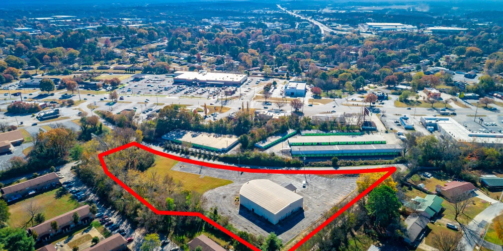 Move-In Ready 9,606 SF Church on 3.8 Acres by Hwy 58 and Hwy 153