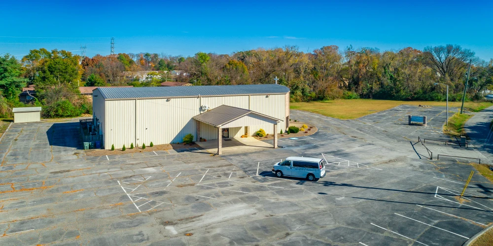 Move-In Ready 9,606 SF Church on 3.8 Acres by Hwy 58 and Hwy 153
