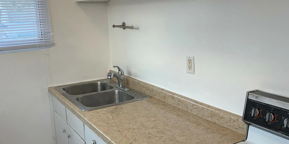 1039-1043 Sheridan Rd & 1800 11th St, Winthrop Harbor, IL for sale