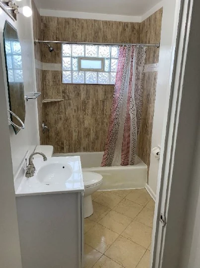 1039-1043 Sheridan Rd & 1800 11th St, Winthrop Harbor, IL for sale