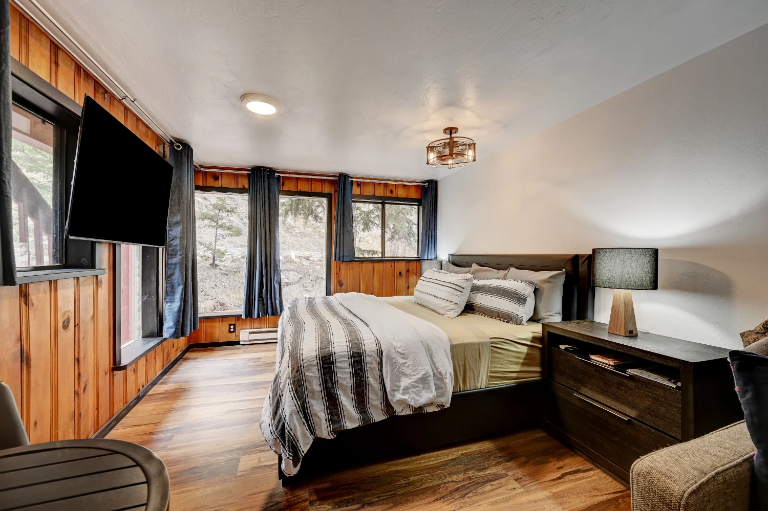 Water & Stone Cabins | 14-Keys | C-3 Zoning | Live Creek Frontage | 9.2 Proforma CAP
