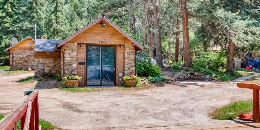 Water & Stone Cabins | 14-Keys | C-3 Zoning | Live Creek Frontage | 9.2 Proforma CAP