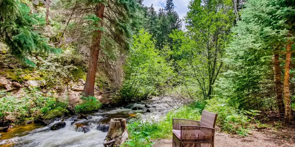 Water & Stone Cabins | 14-Keys | C-3 Zoning | Live Creek Frontage | 9.2 Proforma CAP