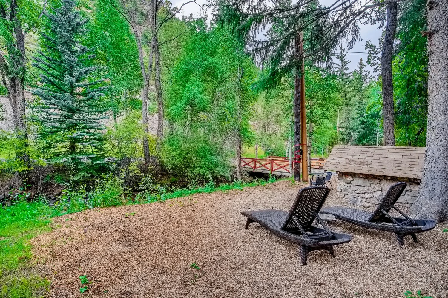 Water & Stone Cabins | 14-Keys | C-3 Zoning | Live Creek Frontage | 9.2 Proforma CAP