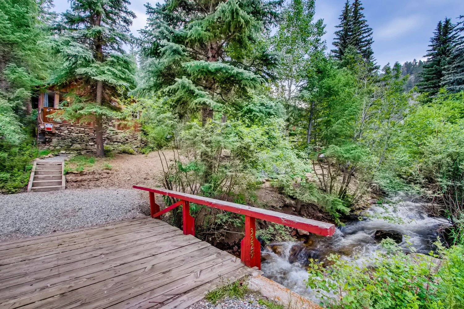 Water & Stone Cabins | 14-Keys | C-3 Zoning | Live Creek Frontage | 9.2 Proforma CAP