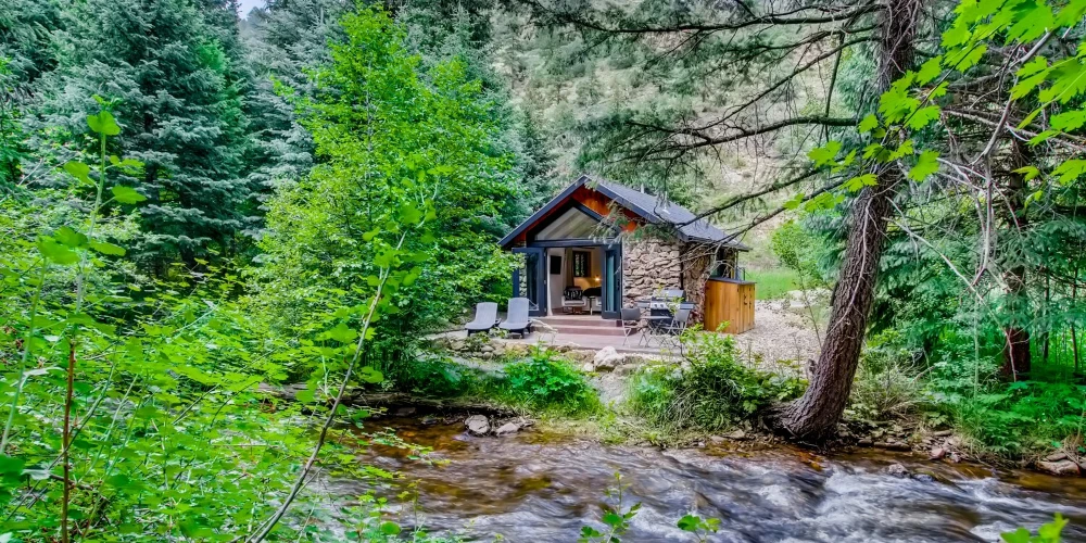 Water & Stone Cabins | 14-Keys | C-3 Zoning | Live Creek Frontage | 9.2 Proforma CAP