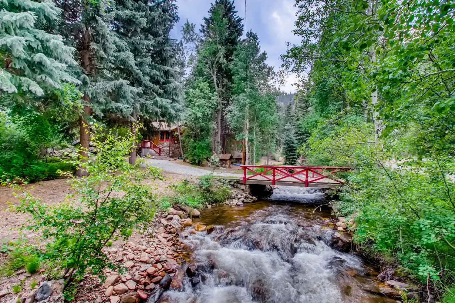 Water & Stone Cabins | 14-Keys | C-3 Zoning | Live Creek Frontage | 9.2 Proforma CAP