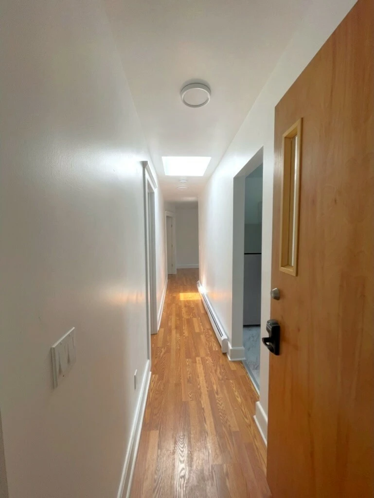 299.5 Clinton Street