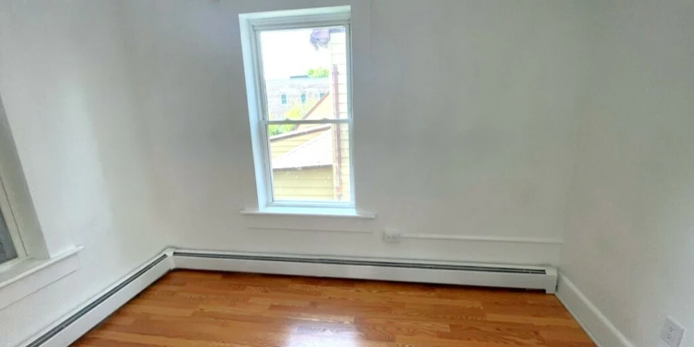 299.5 Clinton Street