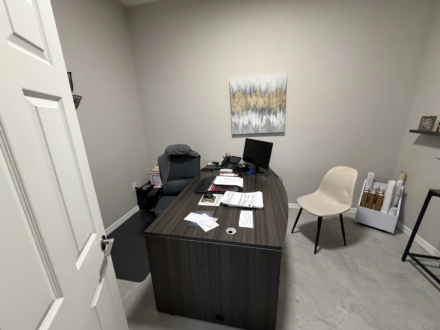 Downtown Kissimmee Commercial Opportunity with Parking