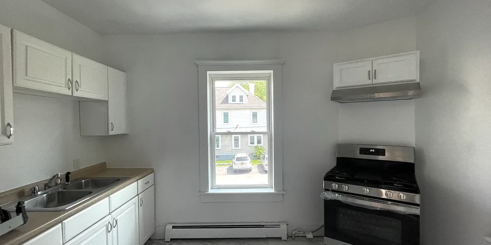 299.5 Clinton Street