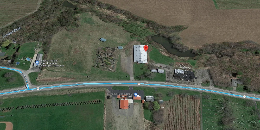 10176 New York 60 - 4,000+/- SF Office Space on 3+/- Acres & 9,000+/- Warehouse Space on 8+/- Acres