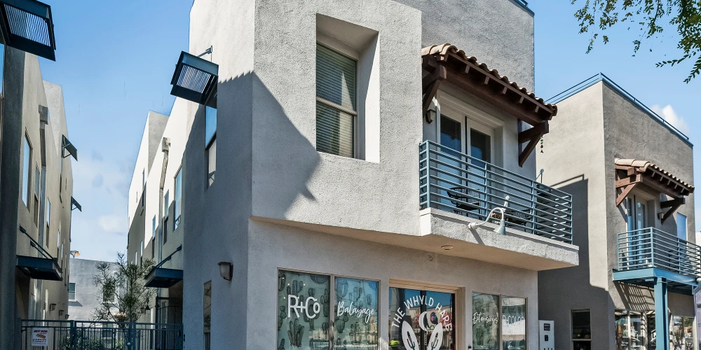 610 E Roosevelt St Unit 141 Mixed Use