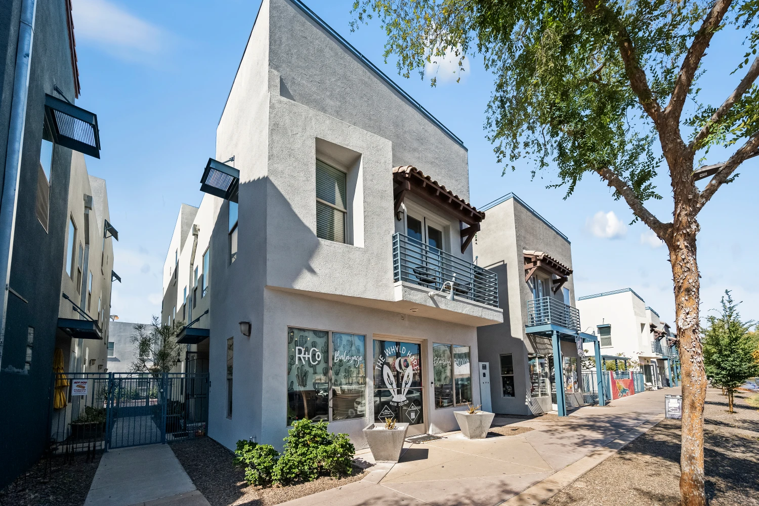 610 E Roosevelt St Unit 141 Mixed Use