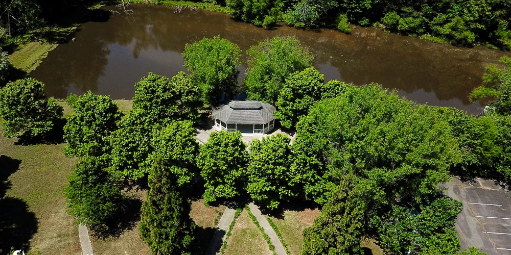 Former Wedding / Event Venue With All FF&E | ±3,782 SF | Dawsonville, GA
