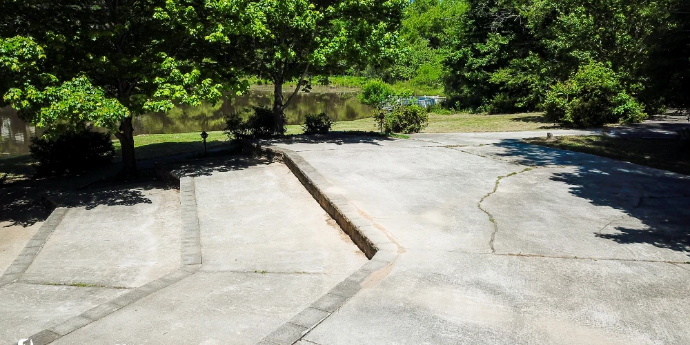 Former Wedding / Event Venue With All FF&E | ±3,782 SF | Dawsonville, GA