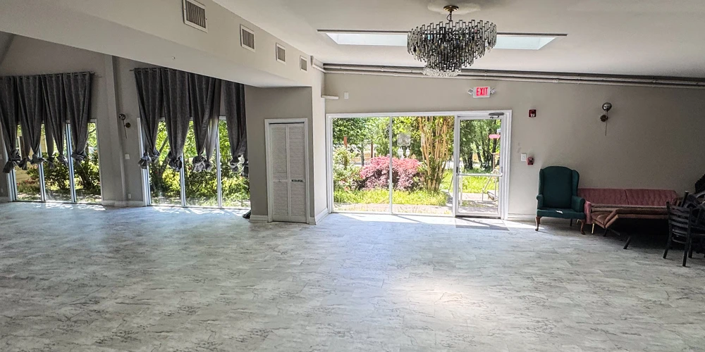 Former Wedding / Event Venue With All FF&E | ±3,782 SF | Dawsonville, GA