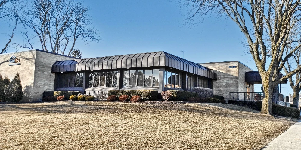 2439 Glenwood Avenue, Joliet, IL for sale