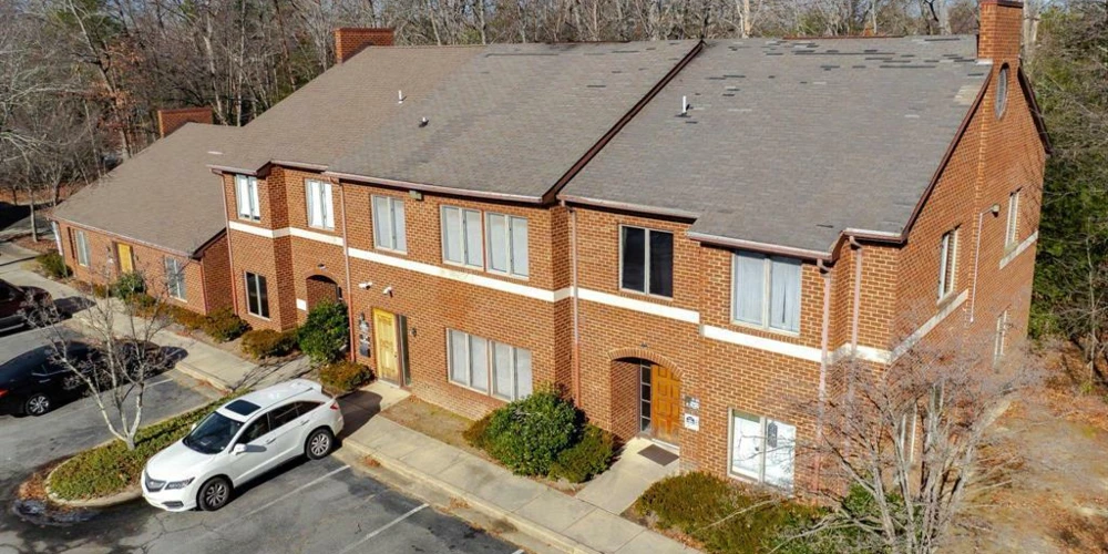 Established Office Campus Minutes from Route 5 & Beltway