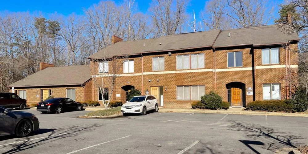 Established Office Campus Minutes from Route 5 & Beltway