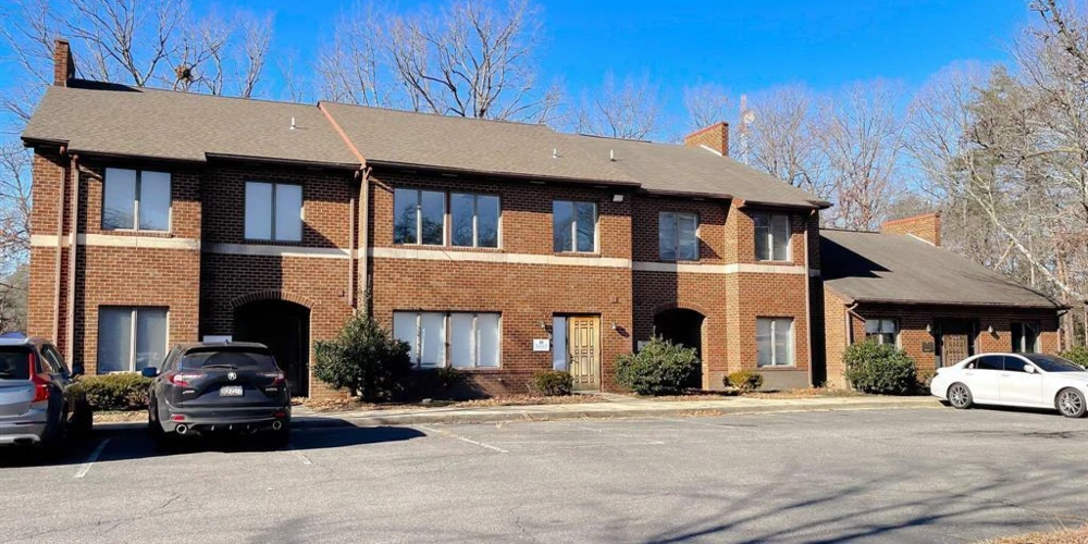 Established Office Campus Minutes from Route 5 & Beltway