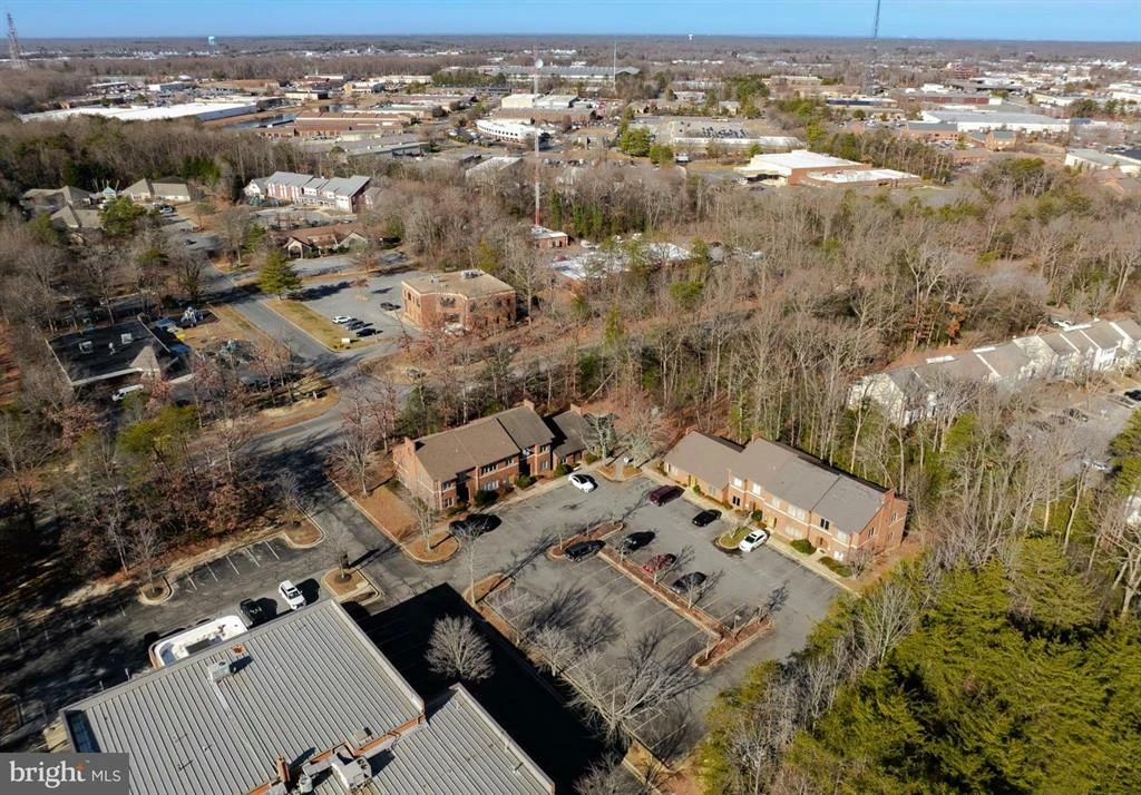 Established Office Campus Minutes from Route 5 & Beltway