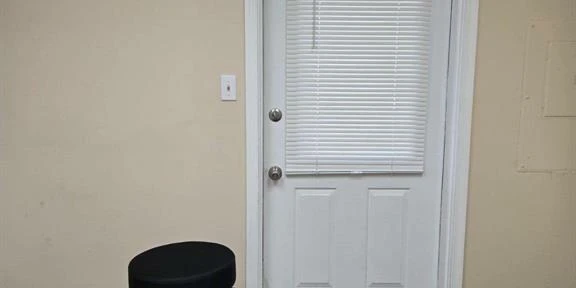 Established Office Campus Minutes from Route 5 & Beltway