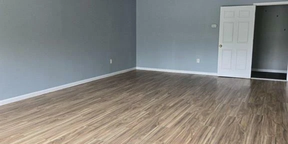 Established Office Campus Minutes from Route 5 & Beltway