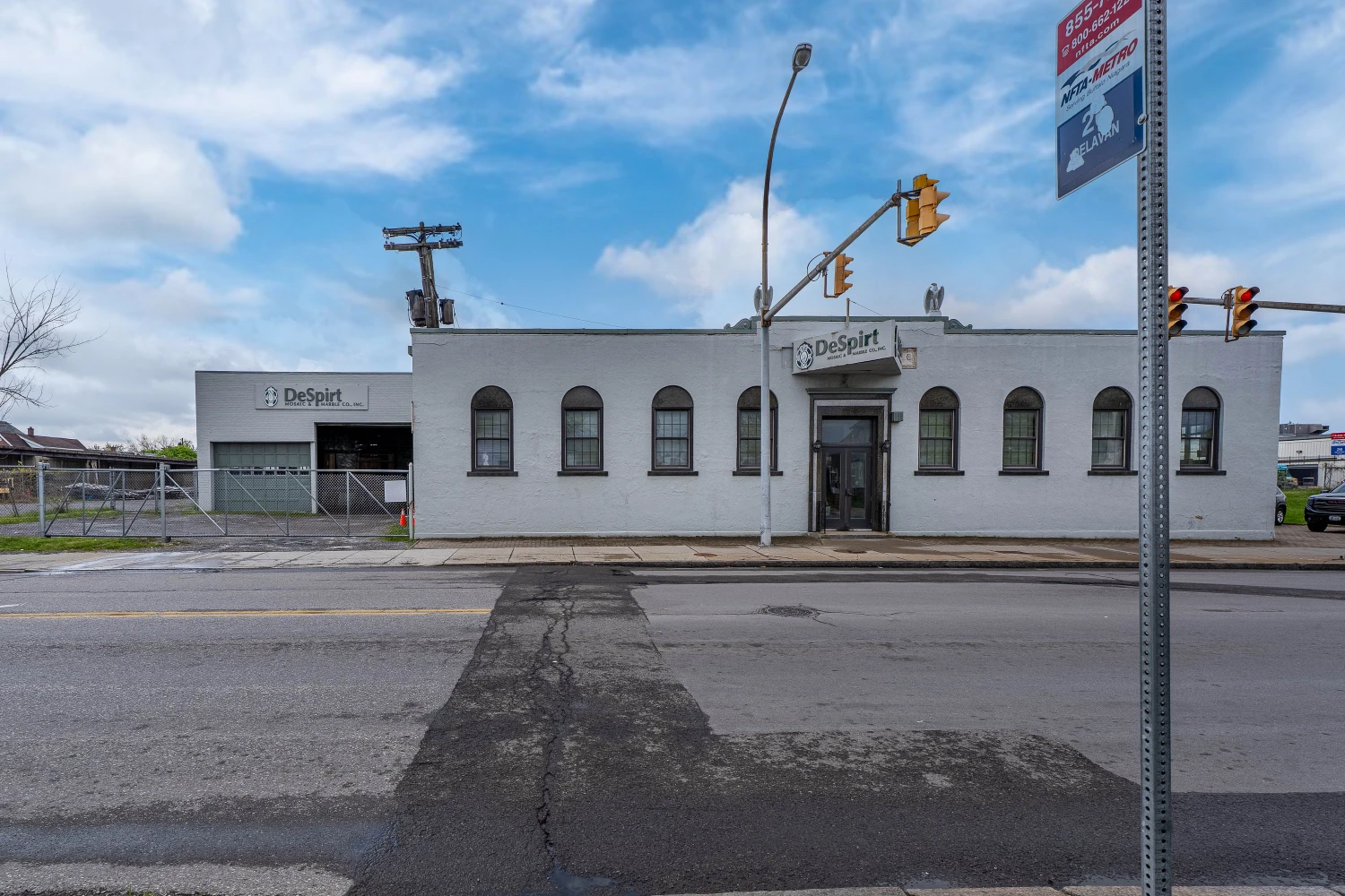 1085 E Delavan Ave - 21,400+/- SF Retail/Industrial Space