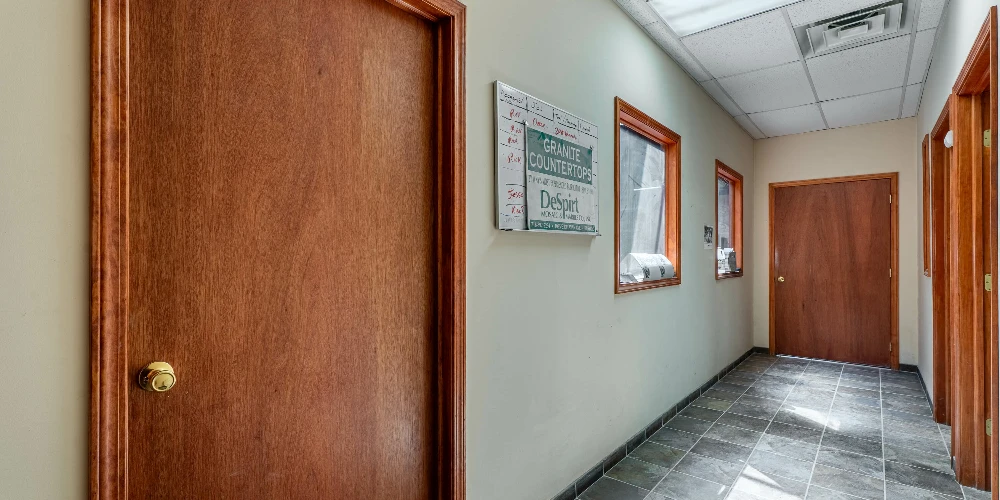 1085 E Delavan Ave - 21,400+/- SF Retail/Industrial Space
