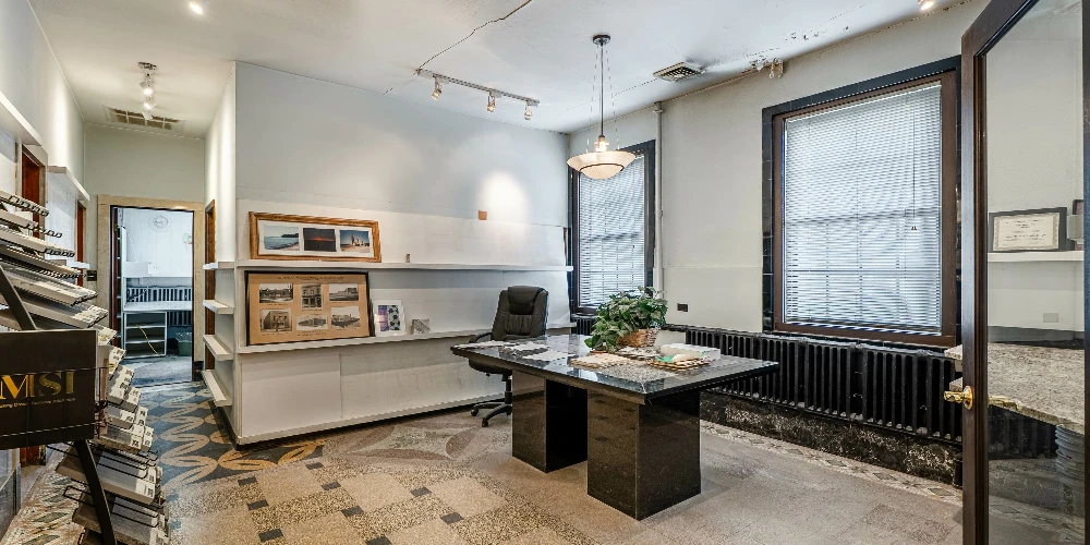 1085 E Delavan Ave - 21,400+/- SF Retail/Industrial Space