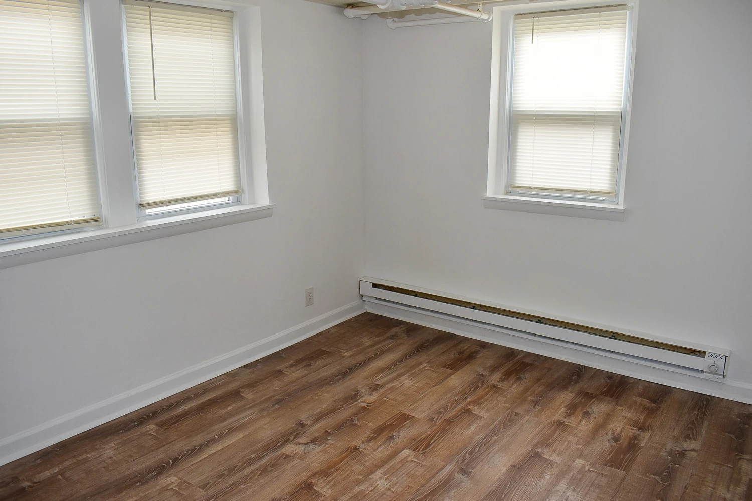 327 Main St
