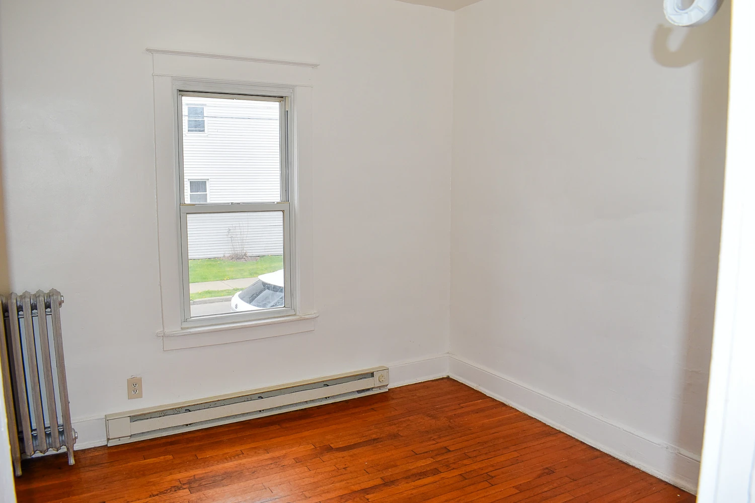 327 Main St