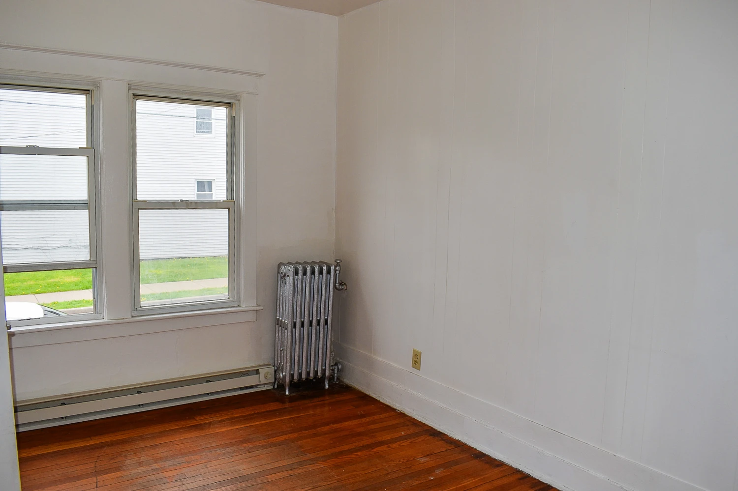 327 Main St