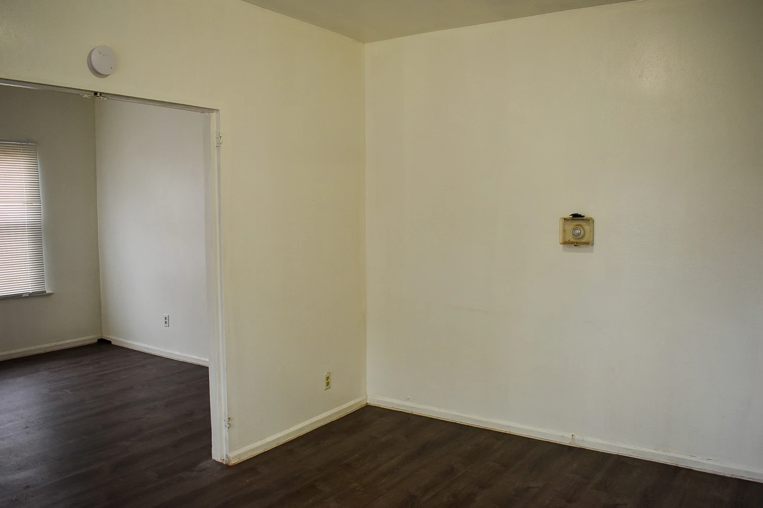 327 Main St