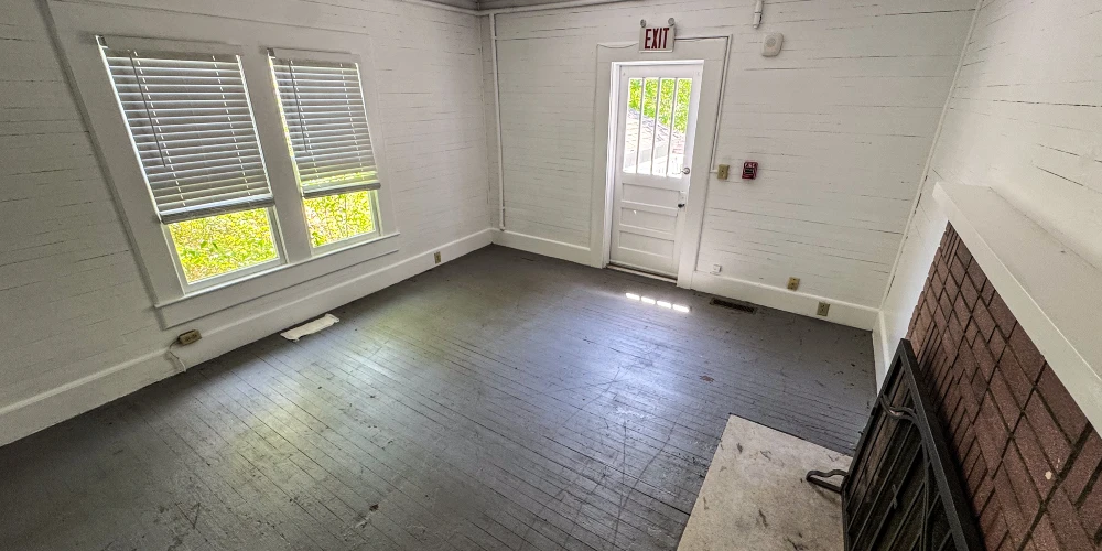 Newly Remodeled Commercial House with Retail Exposure | ±3,391 SF | Dawsonville, GA