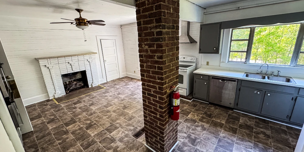 Newly Remodeled Commercial House with Retail Exposure | ±3,391 SF | Dawsonville, GA