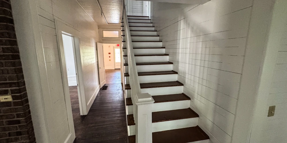 Newly Remodeled Commercial House with Retail Exposure | ±3,391 SF | Dawsonville, GA