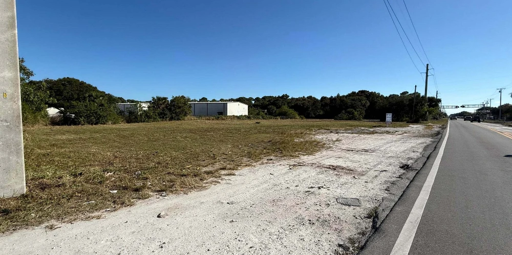 Prime 1.16-Acre Commercial/Industrial Development Site in South Fort Pierce