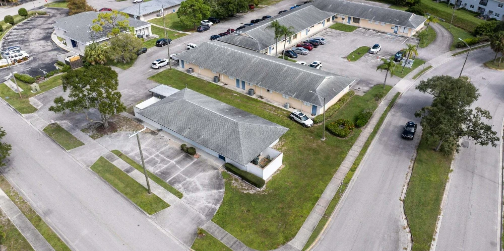 Turn-Key Medical Office: Steps from Lawnwood Medical Center