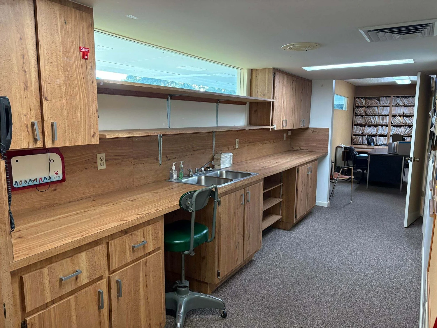 Turn-Key Medical Office: Steps from Lawnwood Medical Center